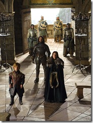 Tyrion a Catelyn Stark předvedeni Vardisem Eganem do audienční haly Orlího hnízda.